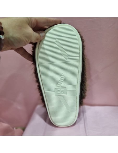 Zapatillas Pelito Antideslizantes